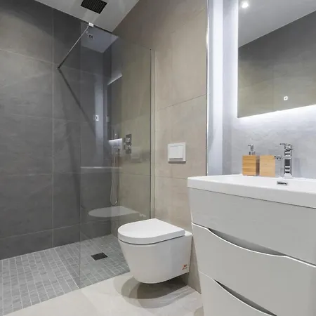 Herold Balcon 아파트 *